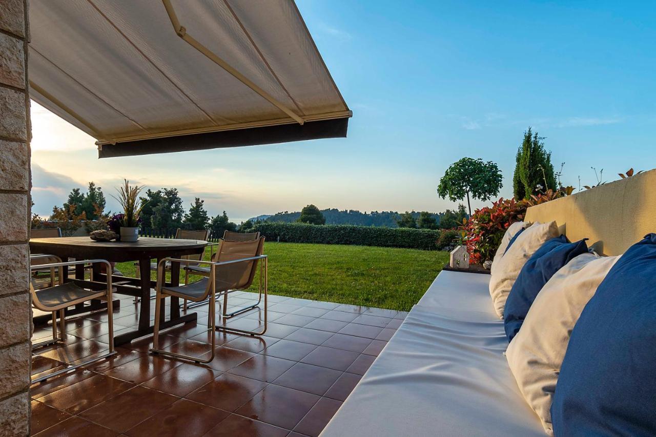 #Luxlikehome Hill Summer Villa Elani Buitenkant foto